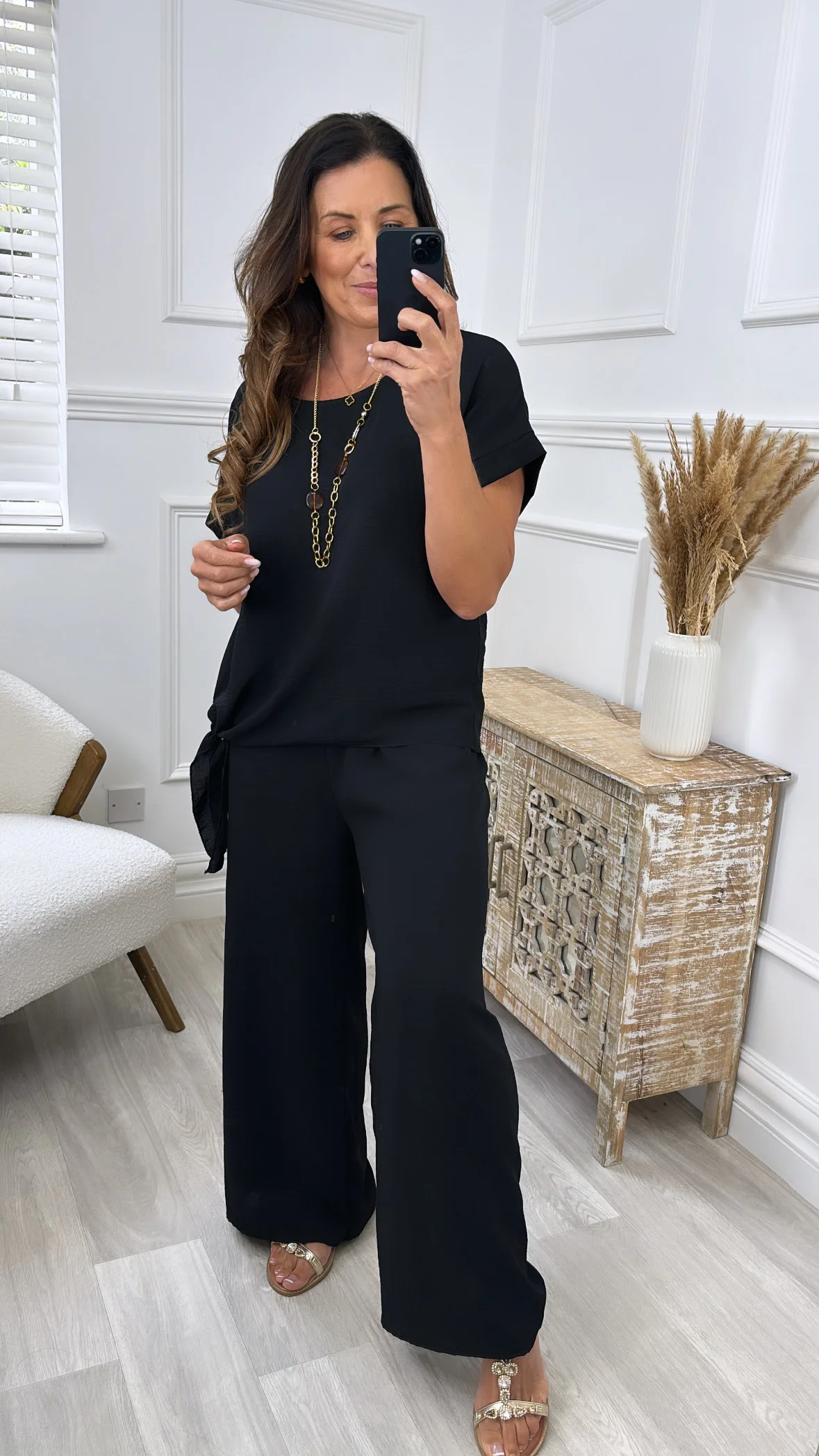 Eleanor Black Side Knot Set - Image 2