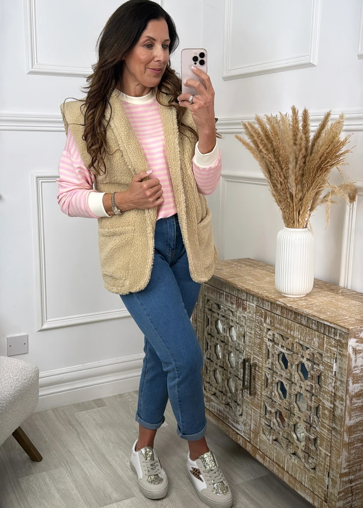 Mariosa Beige Faux Sherpa Waistcoat - Image 5